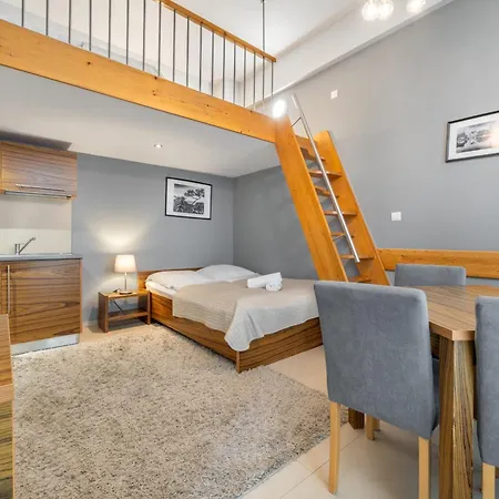 Rentplanet - Brzozowa Apartment *